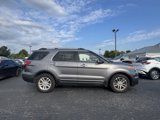 Used 2013 Ford Explorer XLT image 2