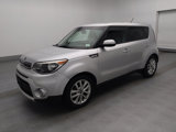 Used 2017 Kia Soul + image 2