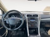 Used 2017 Ford Fusion SE image 4
