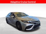 Used 2022 Toyota Camry SE image 3