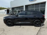 Used 2022 Buick Envision Essence w/ Technology Package I image 3