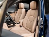 Certified 2022 Porsche Macan image 5