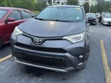 Used 2016 Toyota RAV4 SE image 3