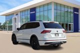 Used 2022 Volkswagen Tiguan SE R-Line image 4