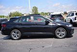 Certified 2024 Volkswagen Jetta SE w/ Panoramic Sunroof Package image 5