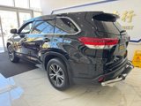Used 2017 Toyota Highlander LE image 6