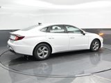 Used 2023 Hyundai Sonata SE image 2