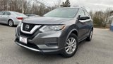 Used 2018 Nissan Rogue SV image 2