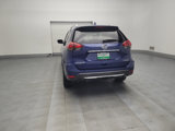 Used 2017 Nissan Rogue SV image 6