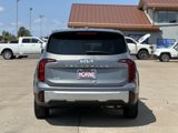 Used 2024 Kia Telluride LX image 4