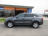 Used 2023 Kia Sorento LX image 2