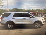 Used 2017 Ford Explorer 4WD image 2