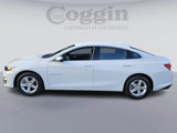 Used 2023 Chevrolet Malibu LT image 3