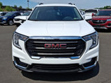 Certified 2022 GMC Terrain SLE w/ Driver Convenience Package image 2