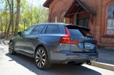 Used 2020 Volvo V60 T5 Cross Country w/ Protection Package image 5