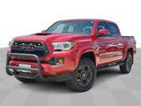 Used 2017 Toyota Tacoma TRD Sport image 1