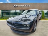 Used 2018 Dodge Challenger SXT image 2