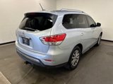 Used 2016 Nissan Pathfinder SV image 6