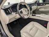 Used 2018 Volvo XC60 T5 Momentum w/ Vision Package image 4
