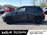 Used 2022 Chevrolet Trax LT w/ Midnight Edition image 3