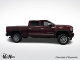 Used 2017 GMC Sierra 2500 Denali w/ Suspension Package, Off-Road image 2