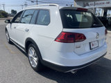 Used 2017 Volkswagen Golf Alltrack S image 5