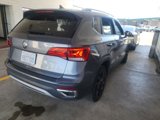 Used 2022 Volkswagen Taos SE image 4