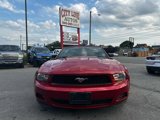 Used 2010 Ford Mustang Convertible image 3