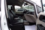 Used 2023 Chrysler Pacifica Touring-L image 6
