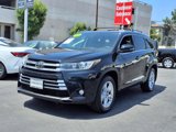 Used 2017 Toyota Highlander Limited image 2