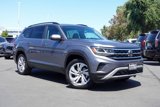 Used 2022 Volkswagen Atlas SE image 2