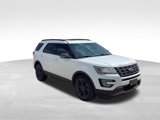 Used 2017 Ford Explorer XLT w/ Equipment Group 202A image 2