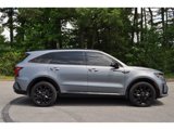 Used 2021 Kia Sorento SX image 2