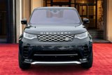 Used 2023 Land Rover Discovery Metropolitan Edition image 3