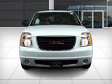 Used 2013 GMC Yukon SLT w/ SLT-2 Equipment Package image 2