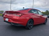 Used 2022 Hyundai Elantra SEL image 4