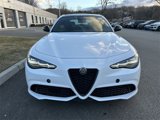 Used 2024 Alfa Romeo Giulia Veloce image 3