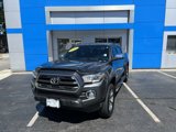 Used 2017 Toyota Tacoma Limited image 2