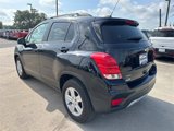 Used 2022 Chevrolet Trax LT w/ LT Convenience Package image 4