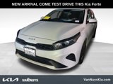Used 2022 Kia Forte LXS image 2