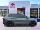 Used 2021 Volkswagen Tiguan SE image 2
