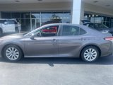 Used 2018 Toyota Camry SE image 4