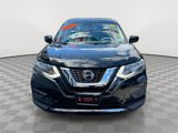 Used 2019 Nissan Rogue S image 2