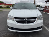 Used 2019 Dodge Grand Caravan SXT image 2