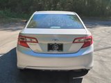 Used 2014 Toyota Camry L image 3