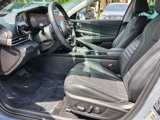 Used 2023 Hyundai Elantra Limited image 5