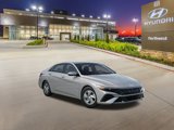 New 2025 Hyundai Elantra SE image 3