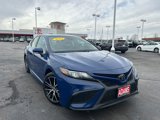 Used 2023 Toyota Camry SE image 2