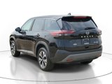 Used 2023 Nissan Rogue SV image 3