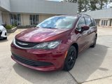Used 2020 Chrysler Voyager Lxi image 2